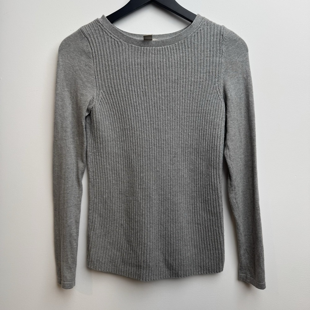Banana‎ Republic Women's Gray XS Cropped Top Sweater Cotton Long Sleeves Knit